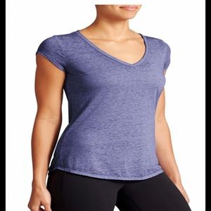 NWT Athleta Easy V Sugar Wash Tee